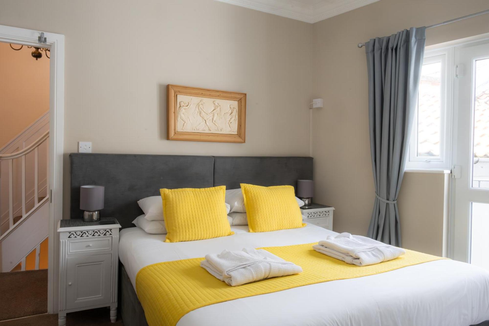 The Courtyard Guest House Great Yarmouth Buitenkant foto