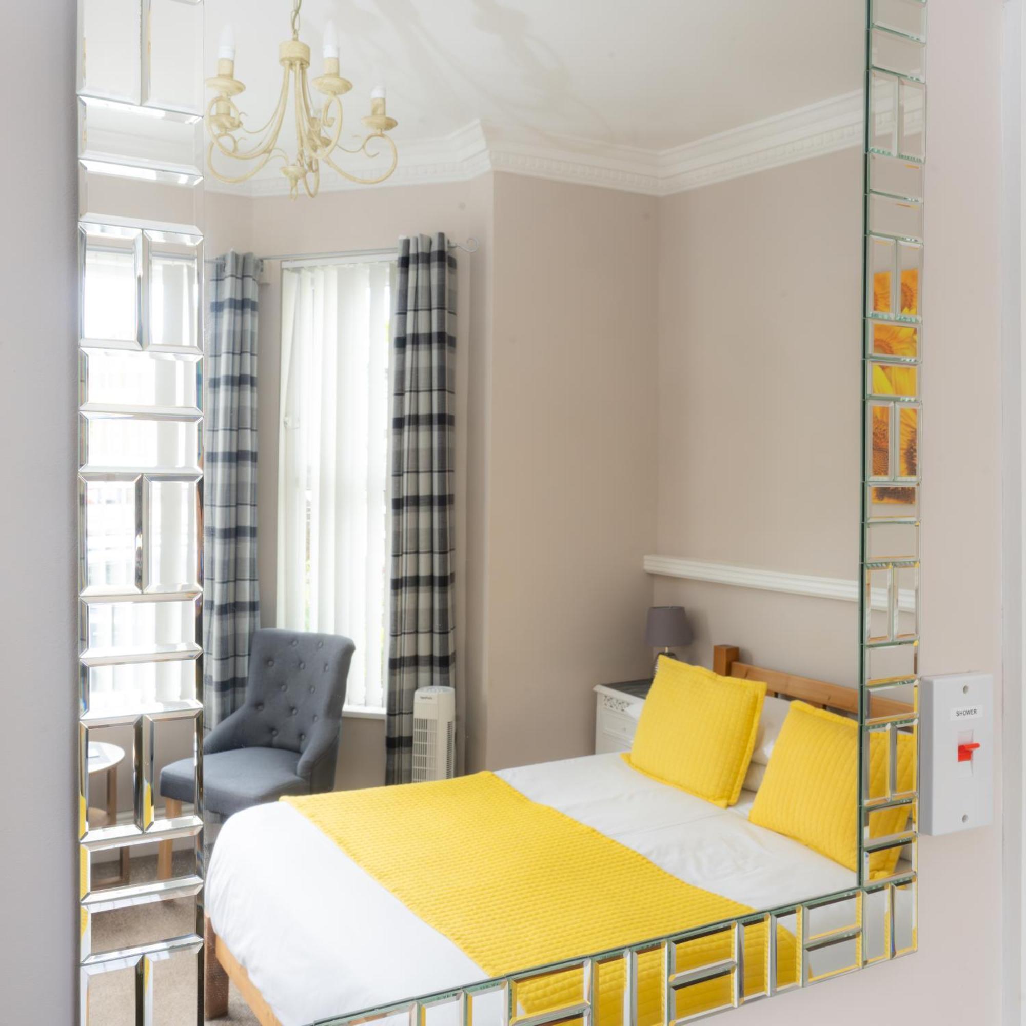 The Courtyard Guest House Great Yarmouth Buitenkant foto