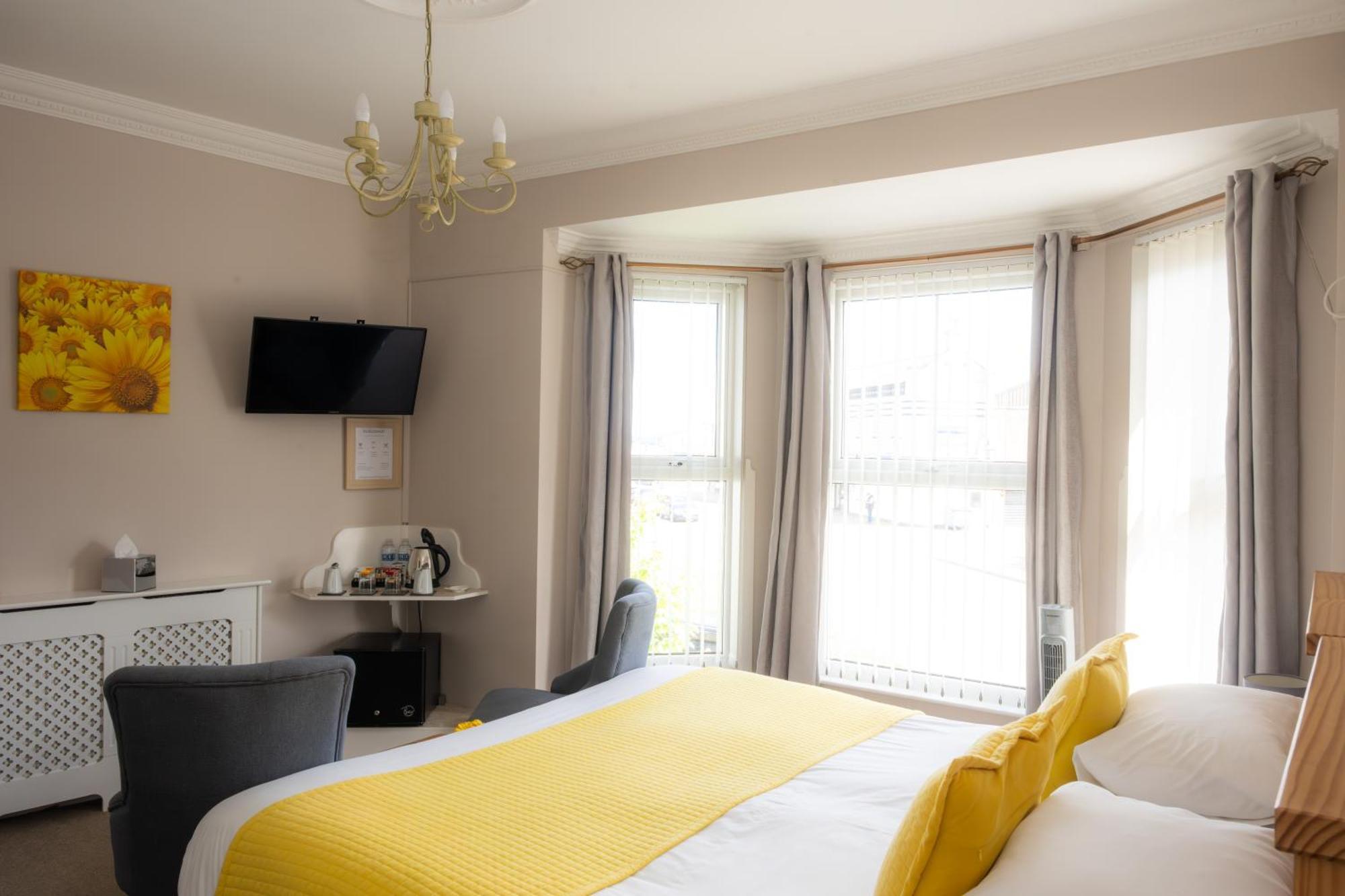 The Courtyard Guest House Great Yarmouth Buitenkant foto