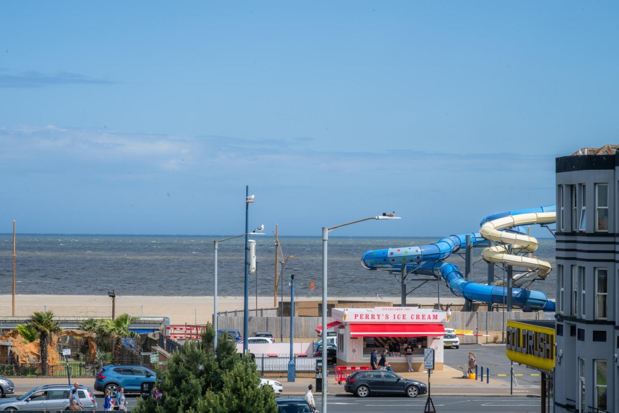 The Courtyard Guest House Great Yarmouth Buitenkant foto