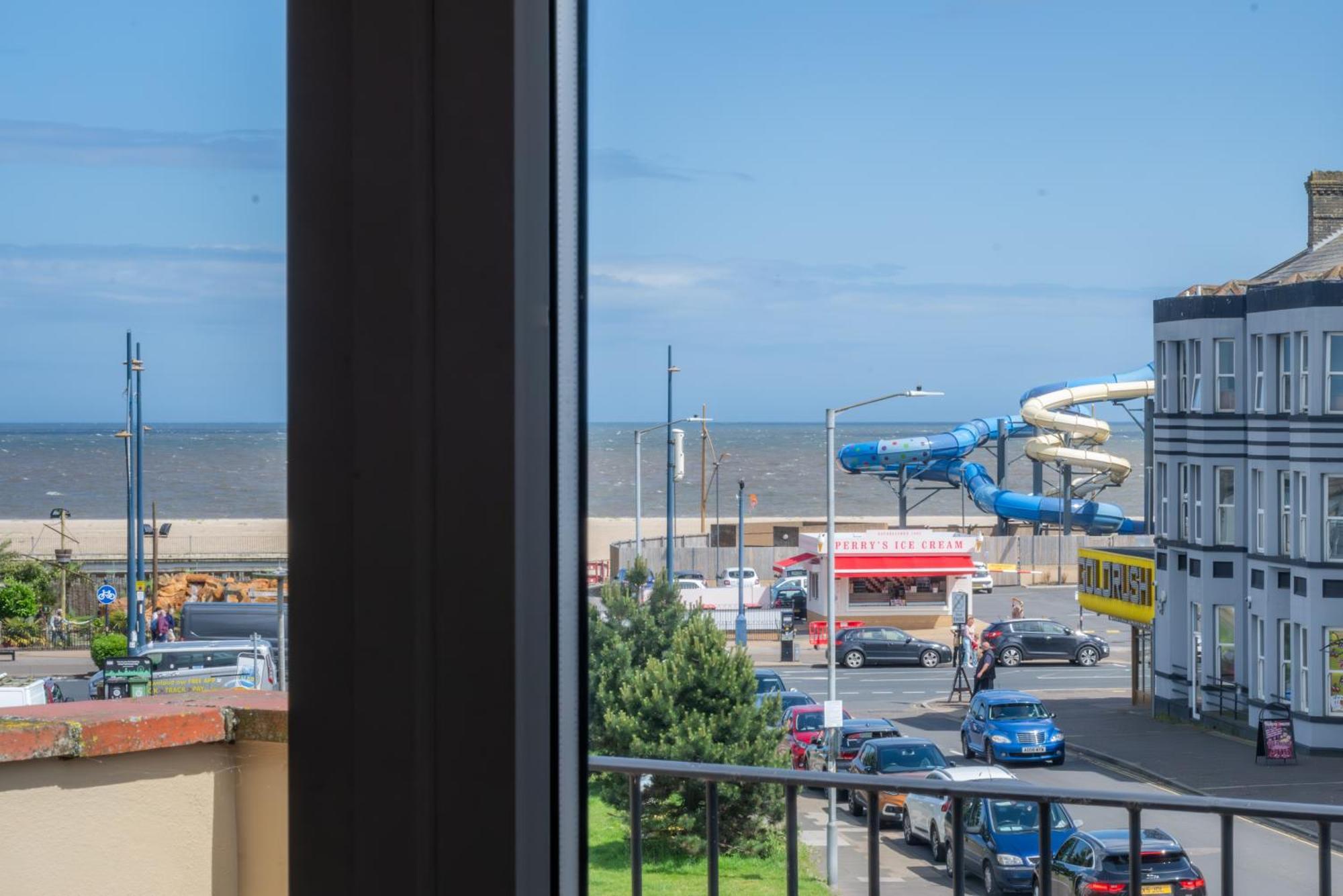 The Courtyard Guest House Great Yarmouth Buitenkant foto