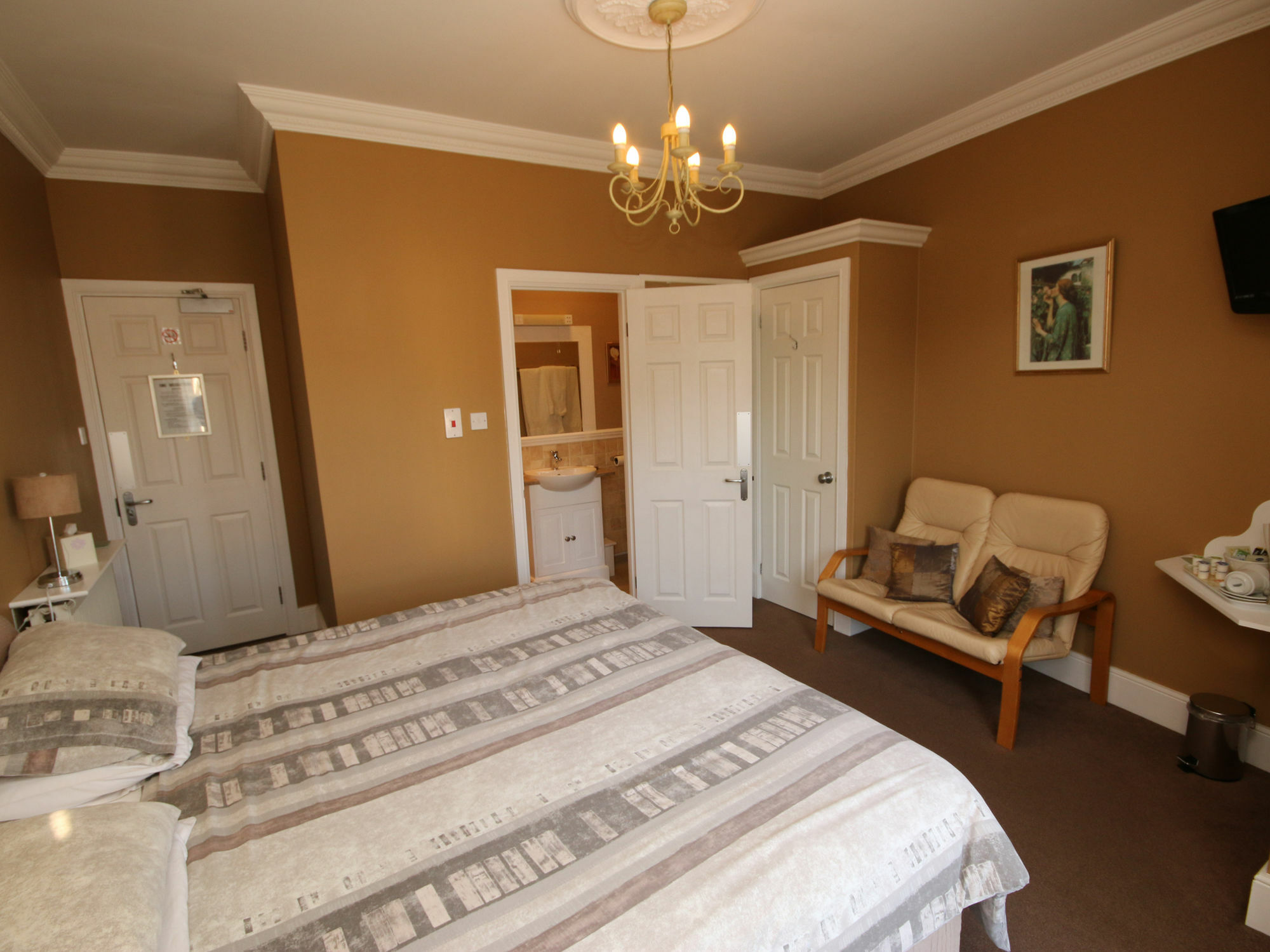 The Courtyard Guest House Great Yarmouth Buitenkant foto
