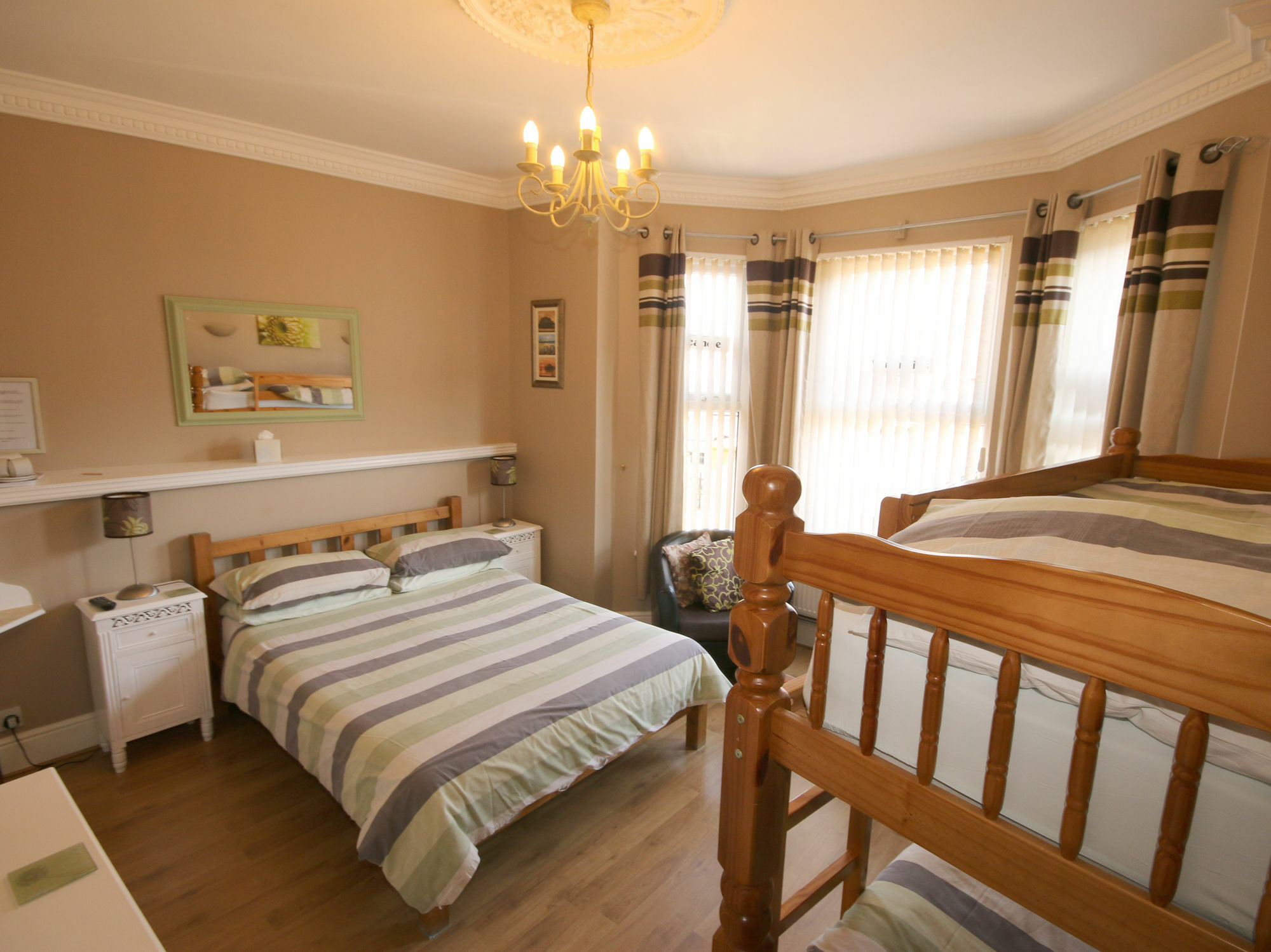 The Courtyard Guest House Great Yarmouth Buitenkant foto